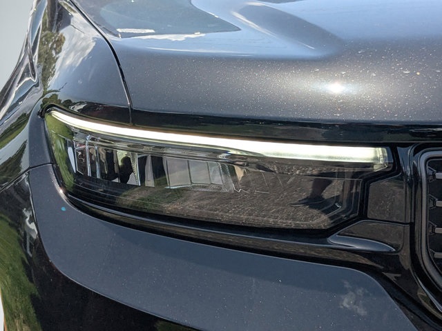 new 2025 Jeep Grand Cherokee car, priced at $57,180