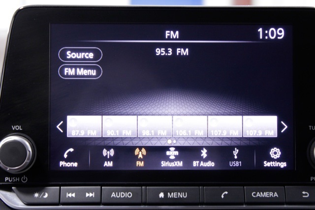 used 2022 Nissan Rogue car, priced at $19,939