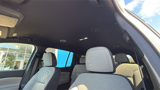 new 2026 Chevrolet Traverse car, priced at $43,120