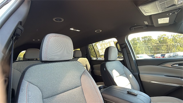 new 2026 Chevrolet Traverse car, priced at $43,120