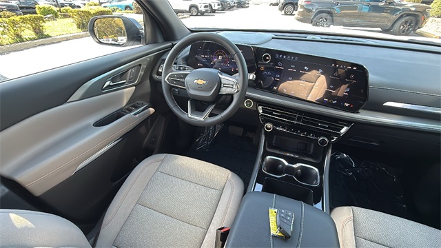 new 2026 Chevrolet Traverse car, priced at $43,120