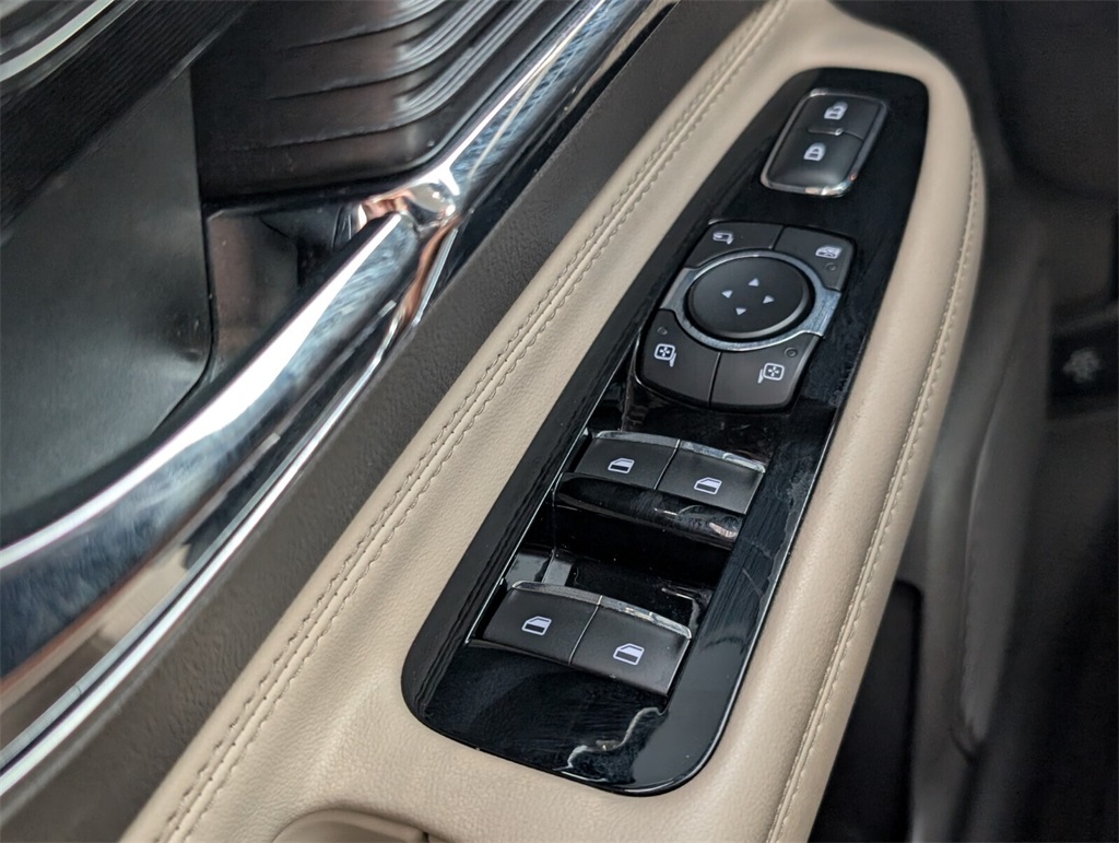 used 2022 Lincoln Corsair car, priced at $25,500