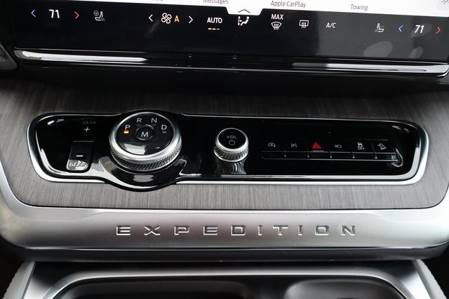 new 2025 Ford Expedition Max car, priced at $94,010