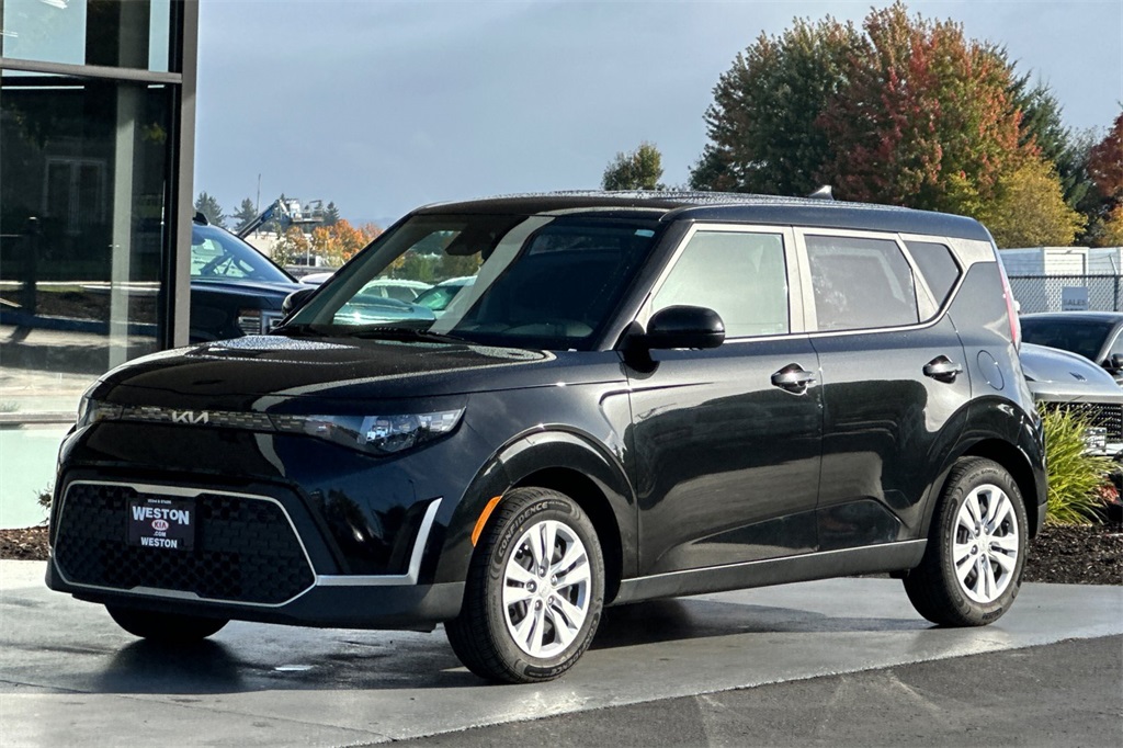 used 2023 Kia Soul car, priced at $17,964