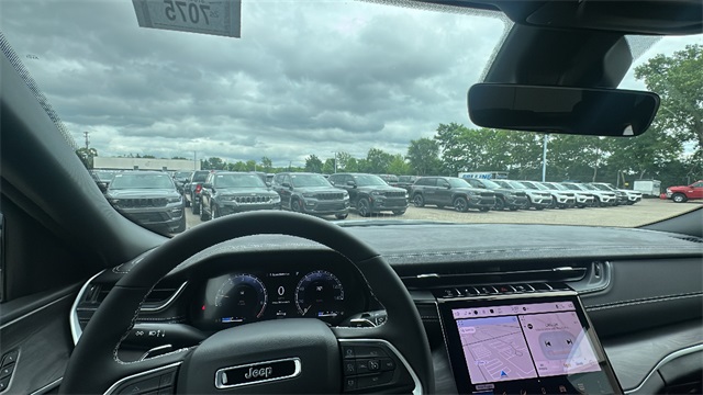 new 2025 Jeep Grand Cherokee car, priced at $44,494