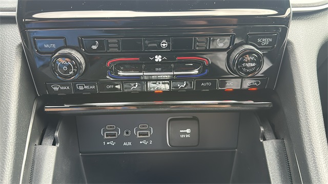 new 2025 Jeep Grand Cherokee car, priced at $44,494