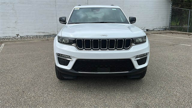 new 2025 Jeep Grand Cherokee car, priced at $44,494