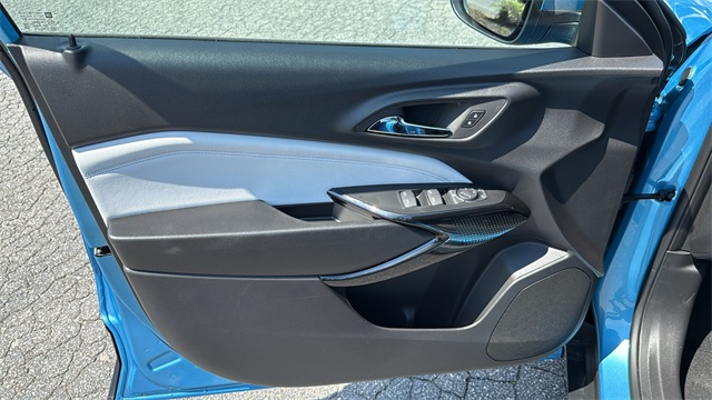 new 2025 Chevrolet Trax car, priced at $25,085