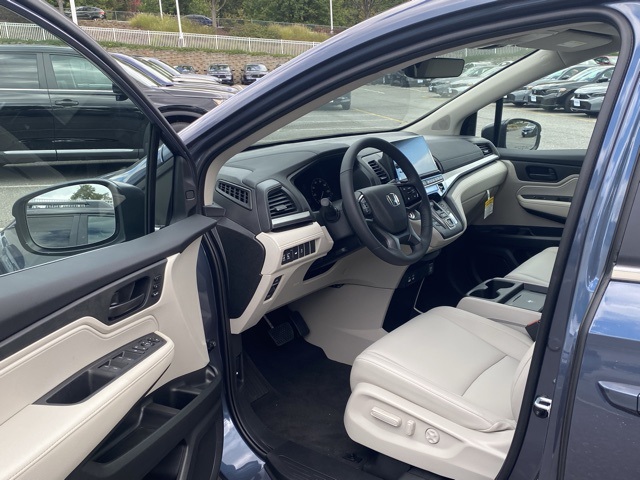 new 2026 Honda Odyssey car, priced at $42,641