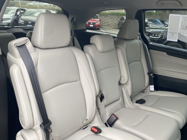 new 2026 Honda Odyssey car, priced at $42,641