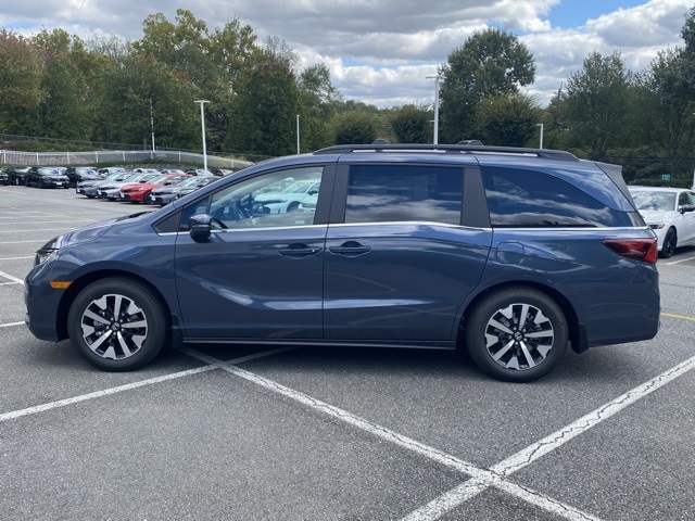 new 2026 Honda Odyssey car, priced at $42,641
