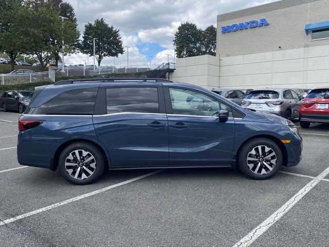 new 2026 Honda Odyssey car, priced at $42,641
