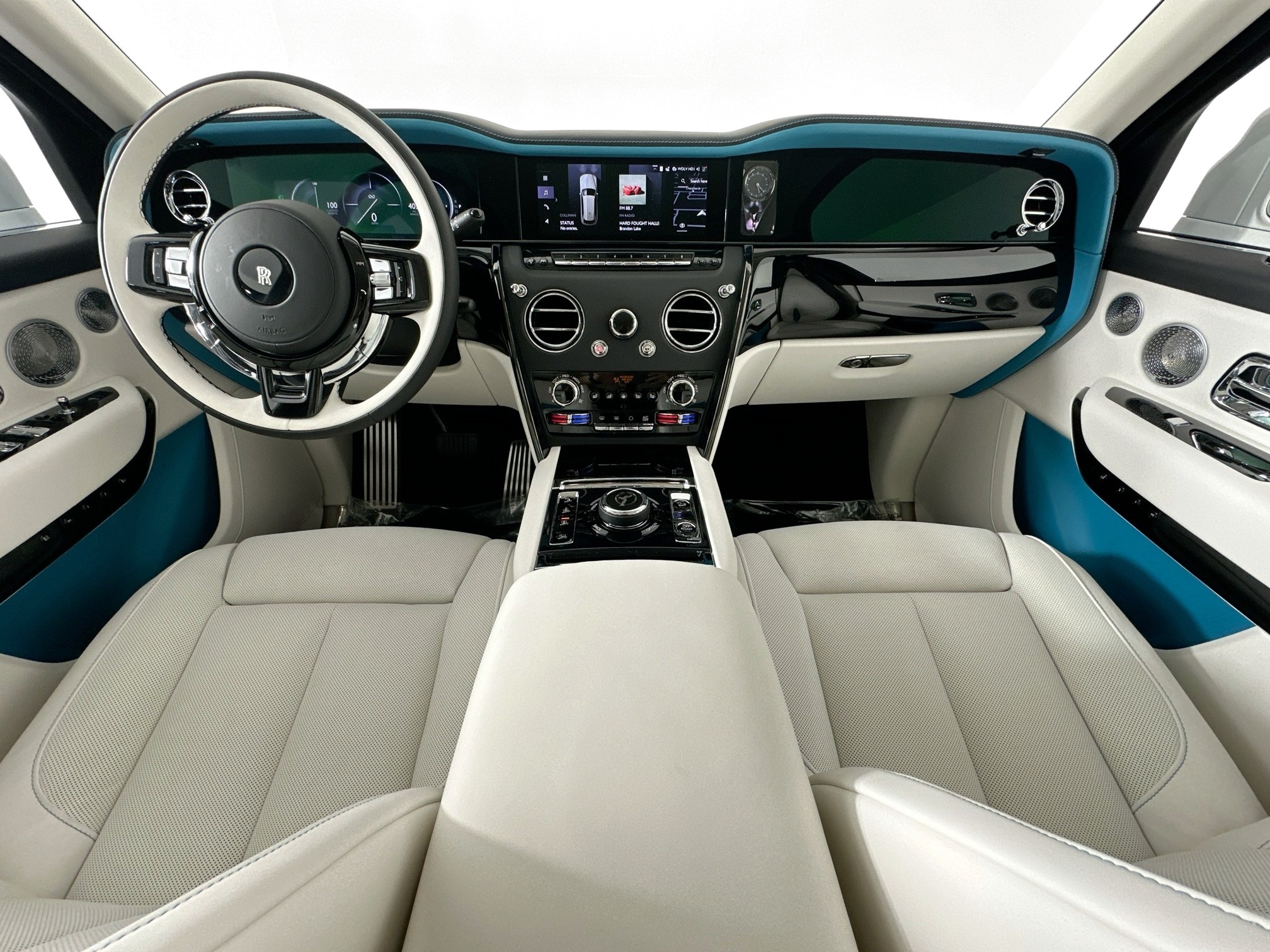 new 2025 Rolls-Royce Cullinan car, priced at $550,175