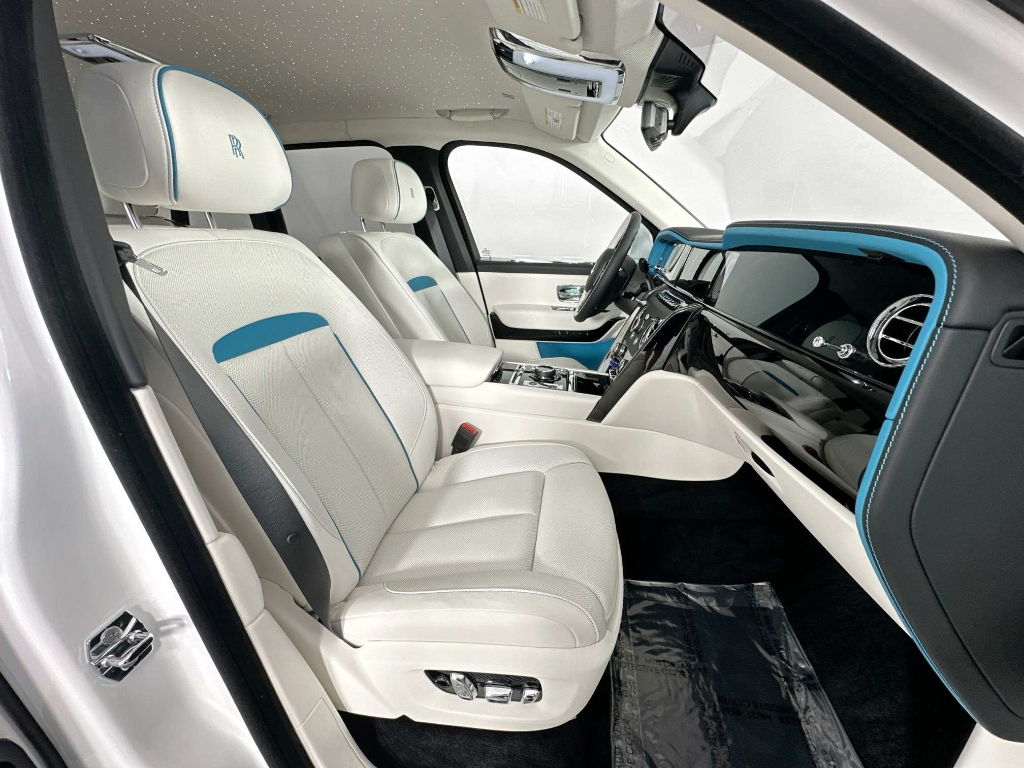 new 2025 Rolls-Royce Cullinan car, priced at $550,175