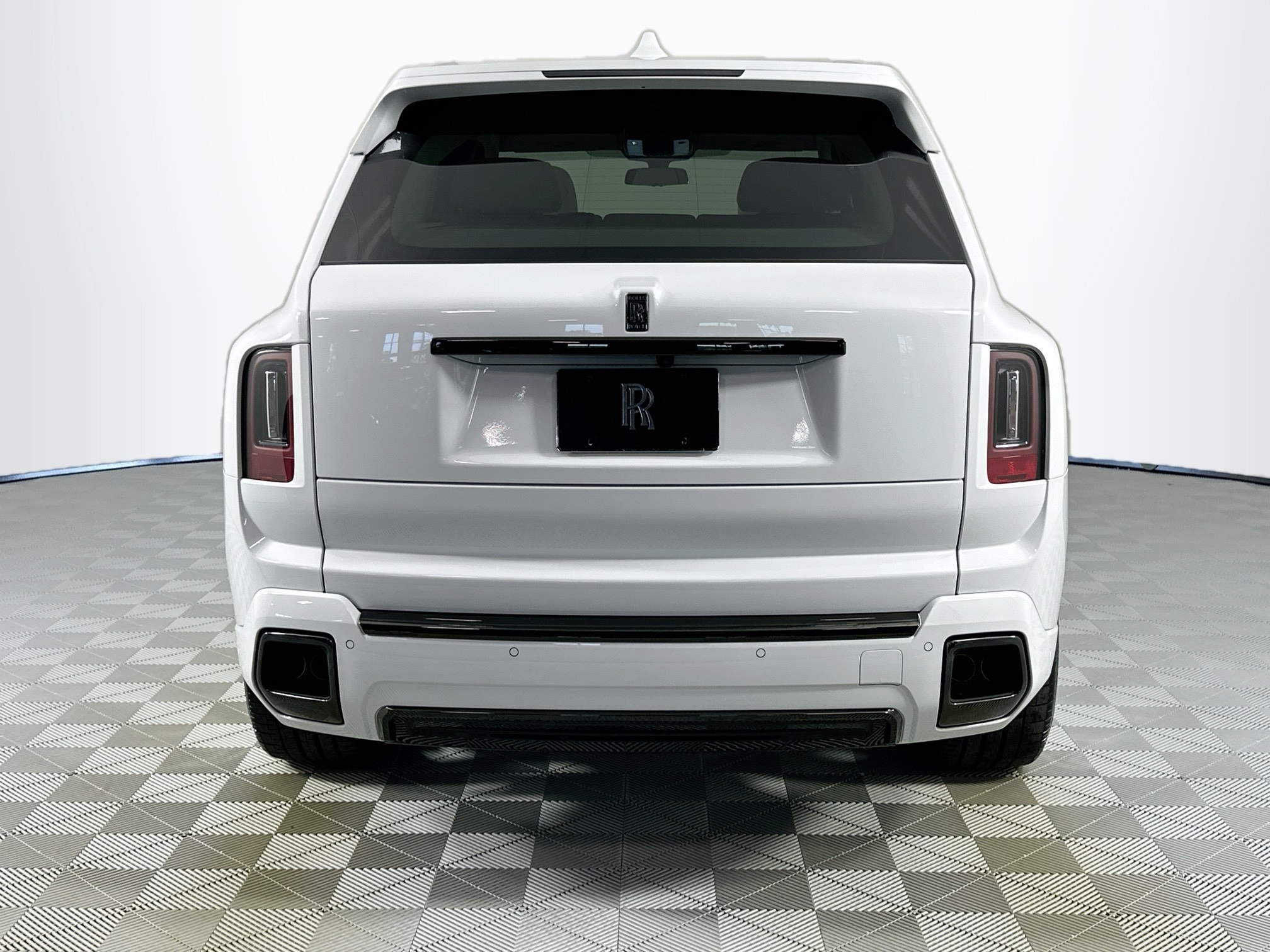 new 2025 Rolls-Royce Cullinan car, priced at $550,175