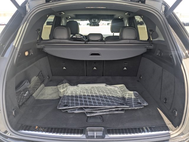 used 2025 Mercedes-Benz GLE car, priced at $55,592