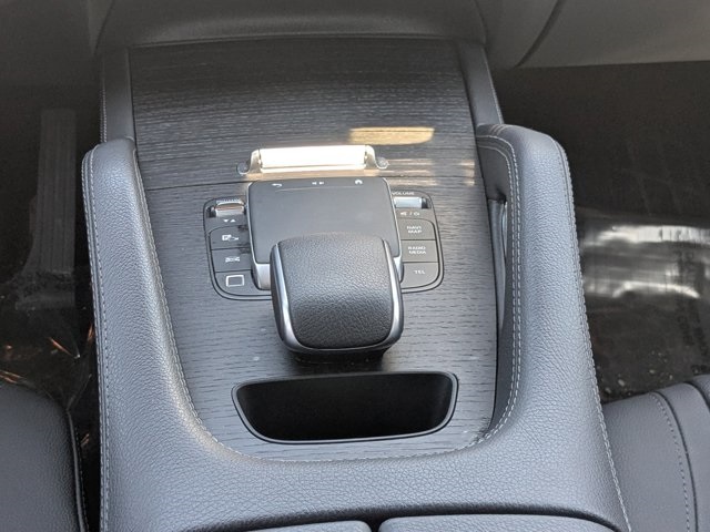 used 2025 Mercedes-Benz GLE car, priced at $55,592