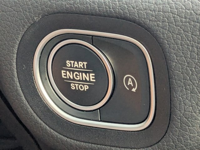 used 2025 Mercedes-Benz GLE car, priced at $55,592