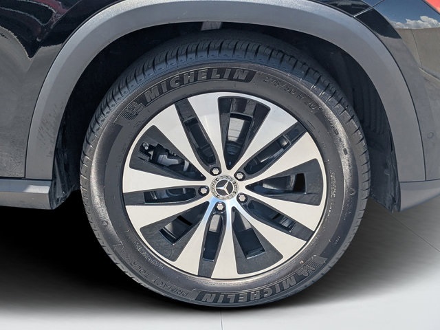 used 2025 Mercedes-Benz GLE car, priced at $55,592