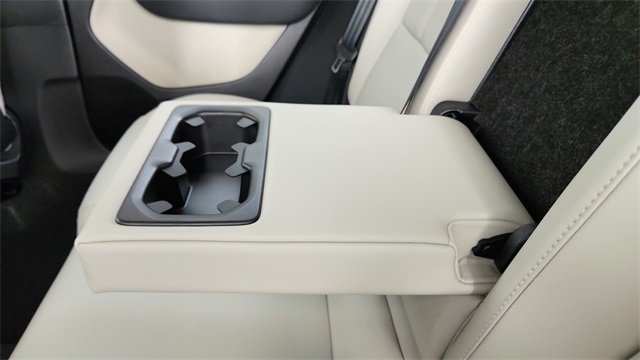 new 2026 Volvo XC40 car, priced at $50,150
