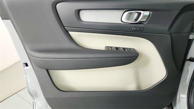 new 2026 Volvo XC40 car, priced at $50,150