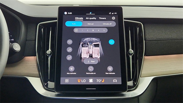 new 2026 Volvo XC90 Plug-In Hybrid car, priced at $77,495