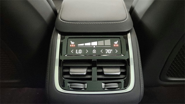 new 2026 Volvo XC90 Plug-In Hybrid car, priced at $77,495