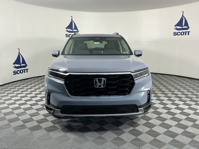 new 2025 Honda Pilot car, priced at $51,550