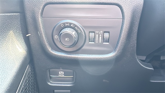 new 2025 Jeep Grand Cherokee L car, priced at $52,442