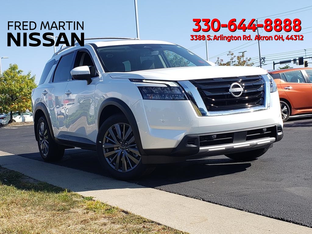 new 2025 Nissan Pathfinder car, priced at $41,018