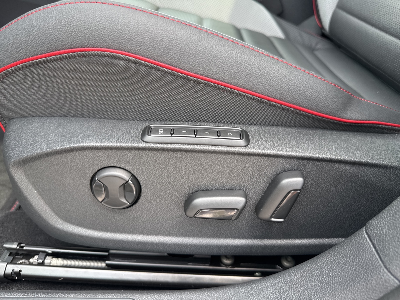 new 2025 Volkswagen Golf GTI car, priced at $39,604