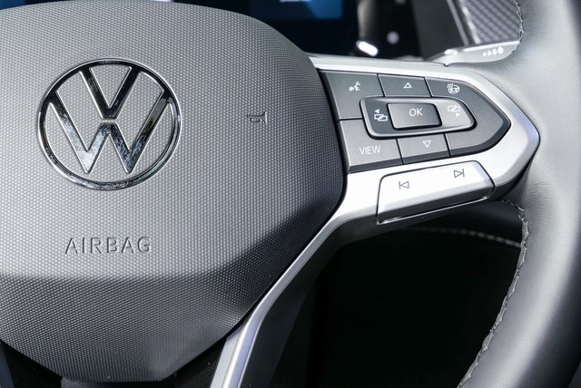 new 2026 Volkswagen Atlas Cross Sport car, priced at $57,738