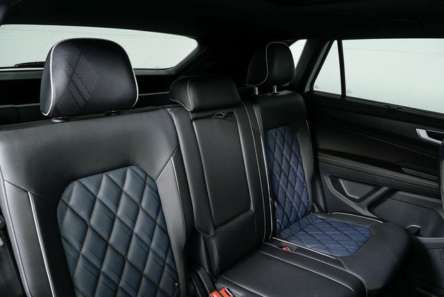 new 2026 Volkswagen Atlas Cross Sport car, priced at $57,738