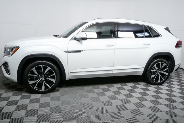 new 2026 Volkswagen Atlas Cross Sport car, priced at $57,738