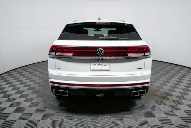 new 2026 Volkswagen Atlas Cross Sport car, priced at $57,738
