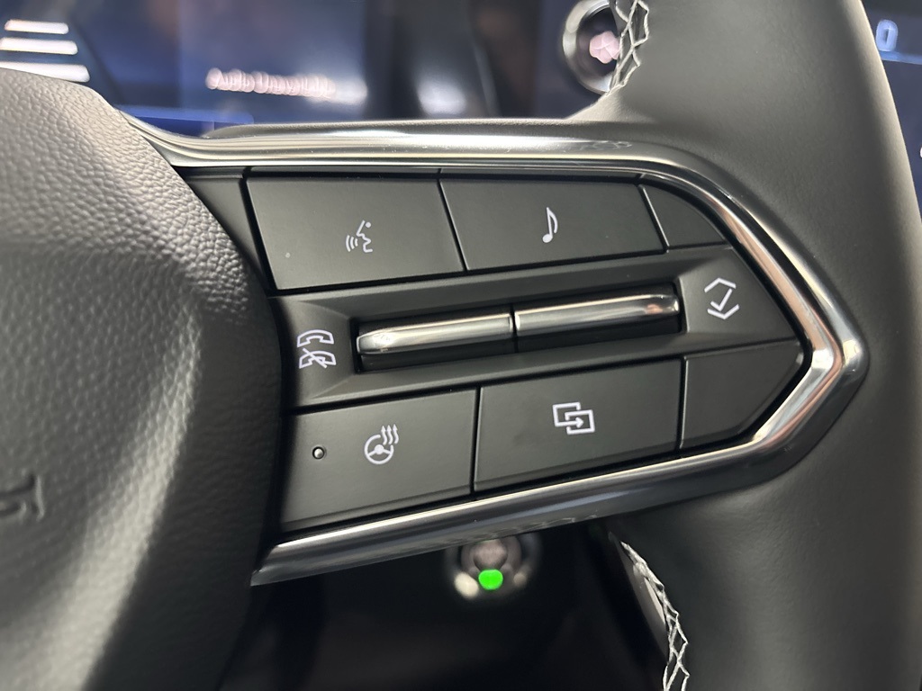 new 2026 Chevrolet Traverse car, priced at $44,438