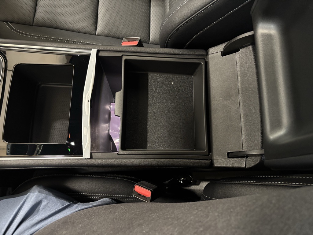 new 2026 Chevrolet Traverse car, priced at $44,438