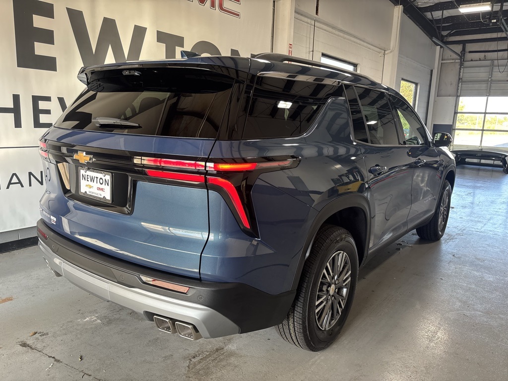 new 2026 Chevrolet Traverse car, priced at $44,438