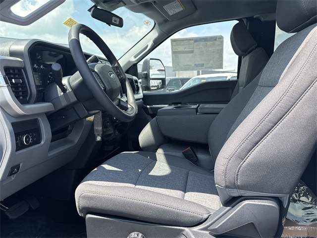 new 2025 Ford F-350SD car, priced at $59,456