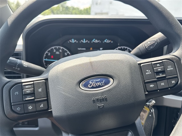 new 2025 Ford F-350SD car, priced at $59,456