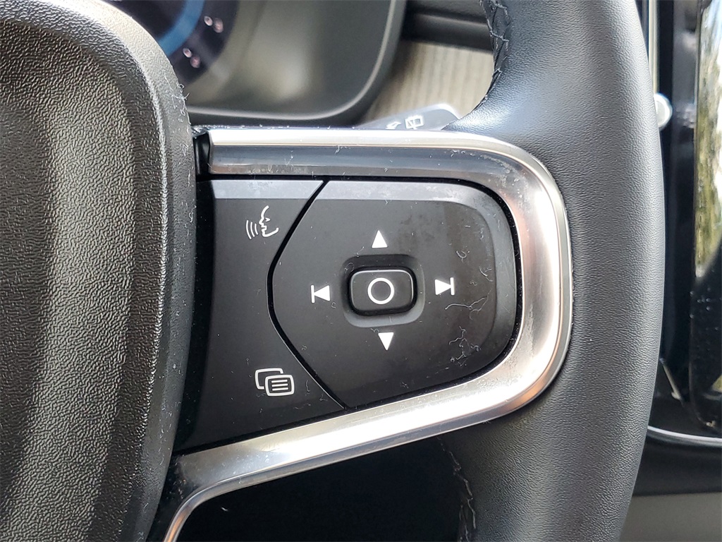 used 2023 Volvo XC40 car, priced at $30,895