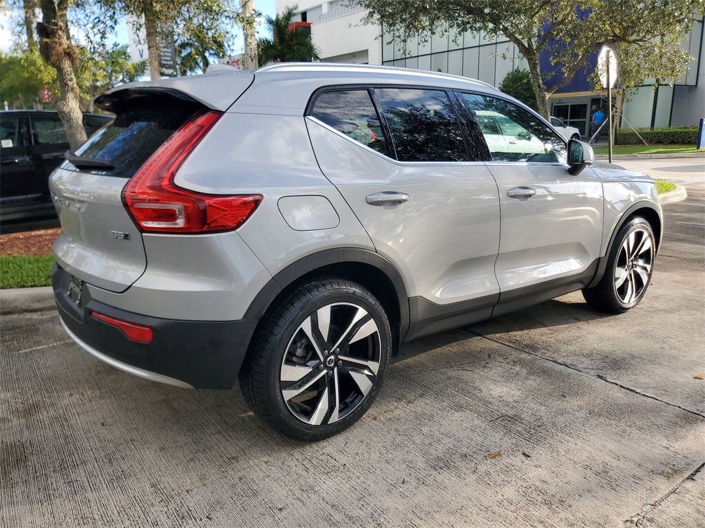 used 2023 Volvo XC40 car, priced at $30,895