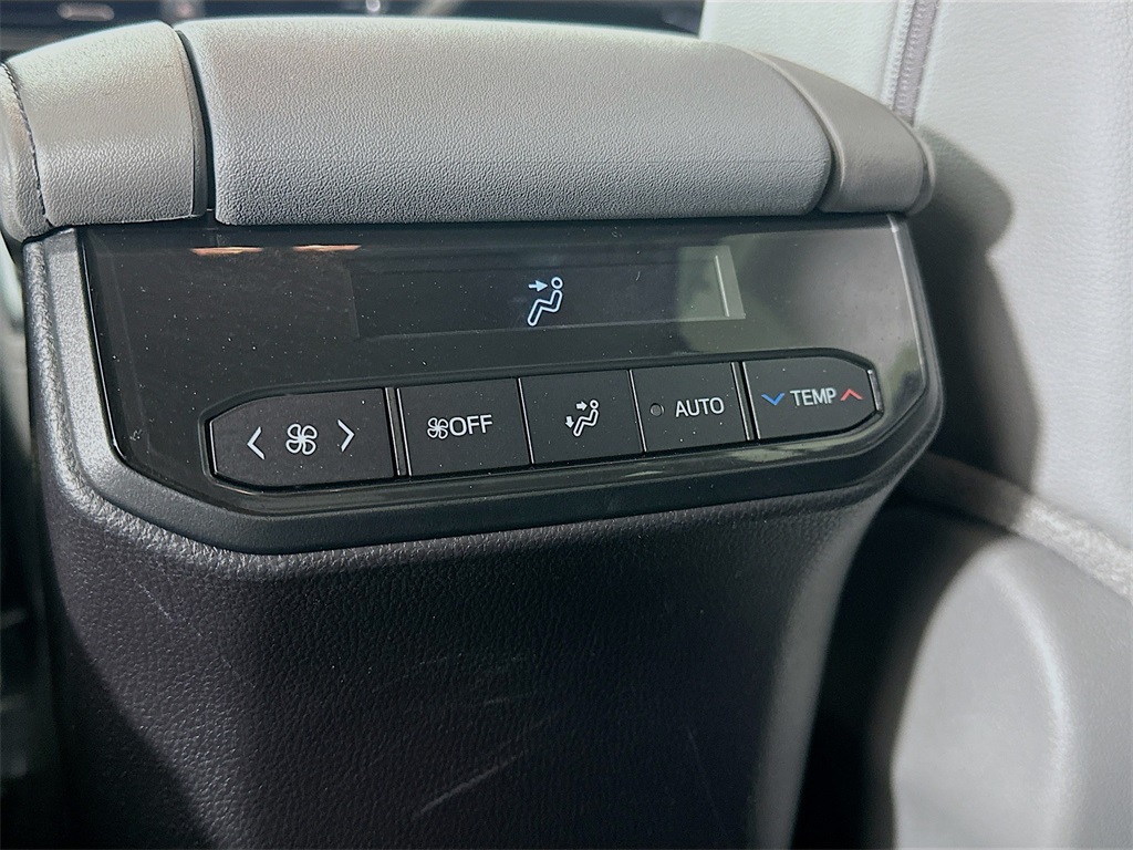 used 2024 Toyota Highlander car, priced at $43,990