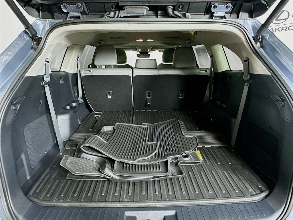 used 2024 Toyota Highlander car, priced at $43,990