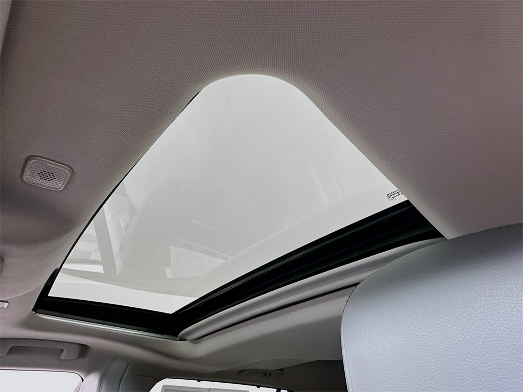 used 2024 Toyota Highlander car, priced at $43,990