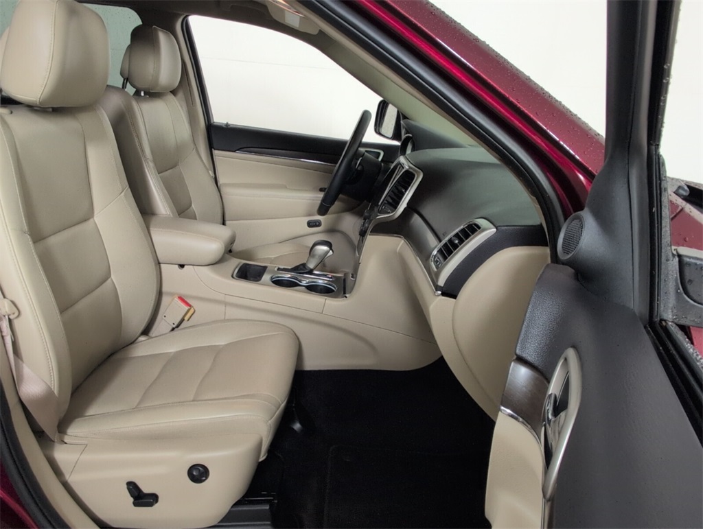 used 2017 Jeep Grand Cherokee car, priced at $16,088