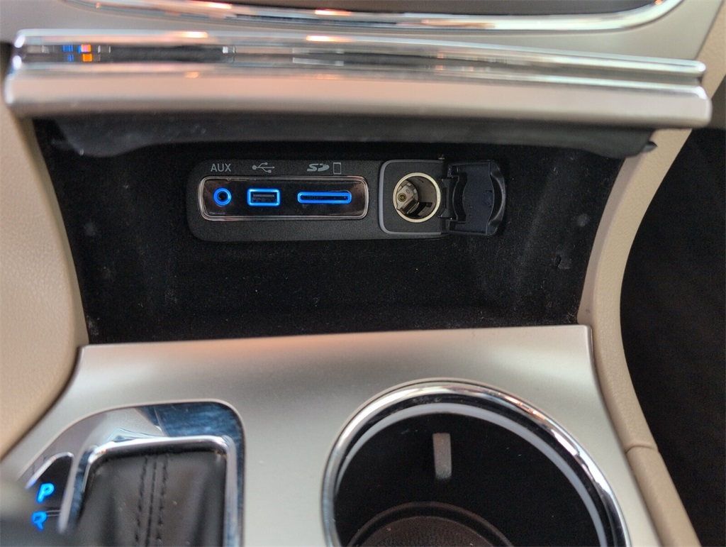 used 2017 Jeep Grand Cherokee car, priced at $16,088