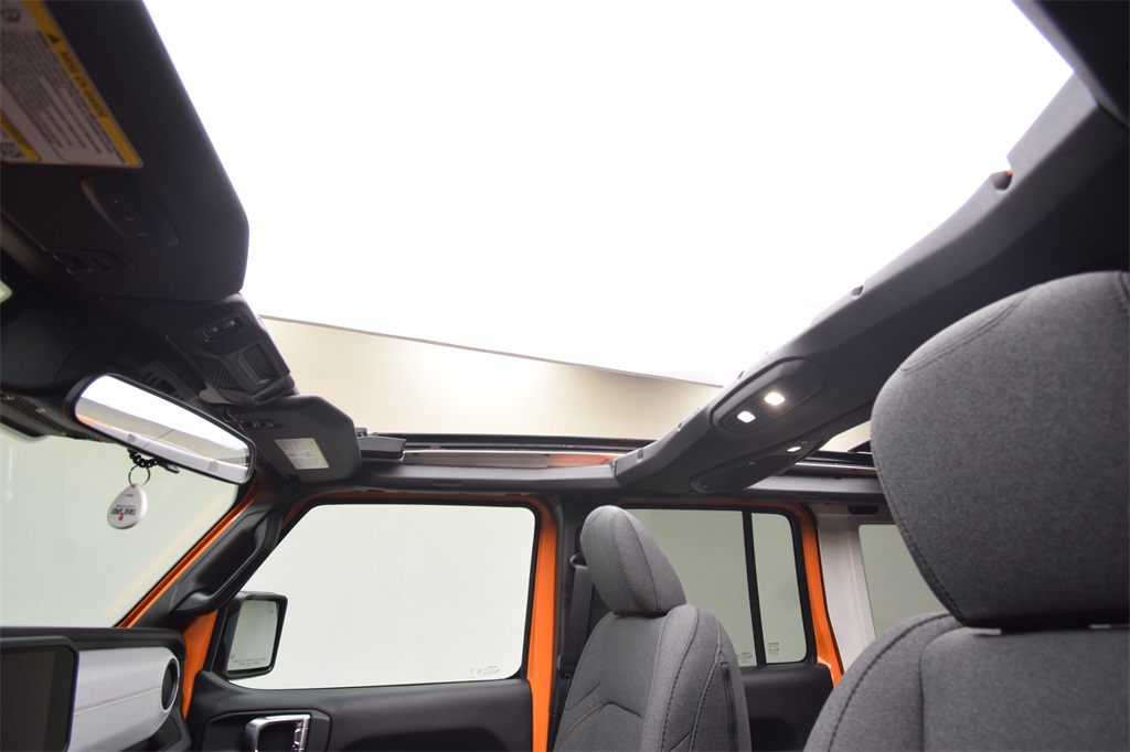new 2025 Jeep Wrangler car, priced at $52,425