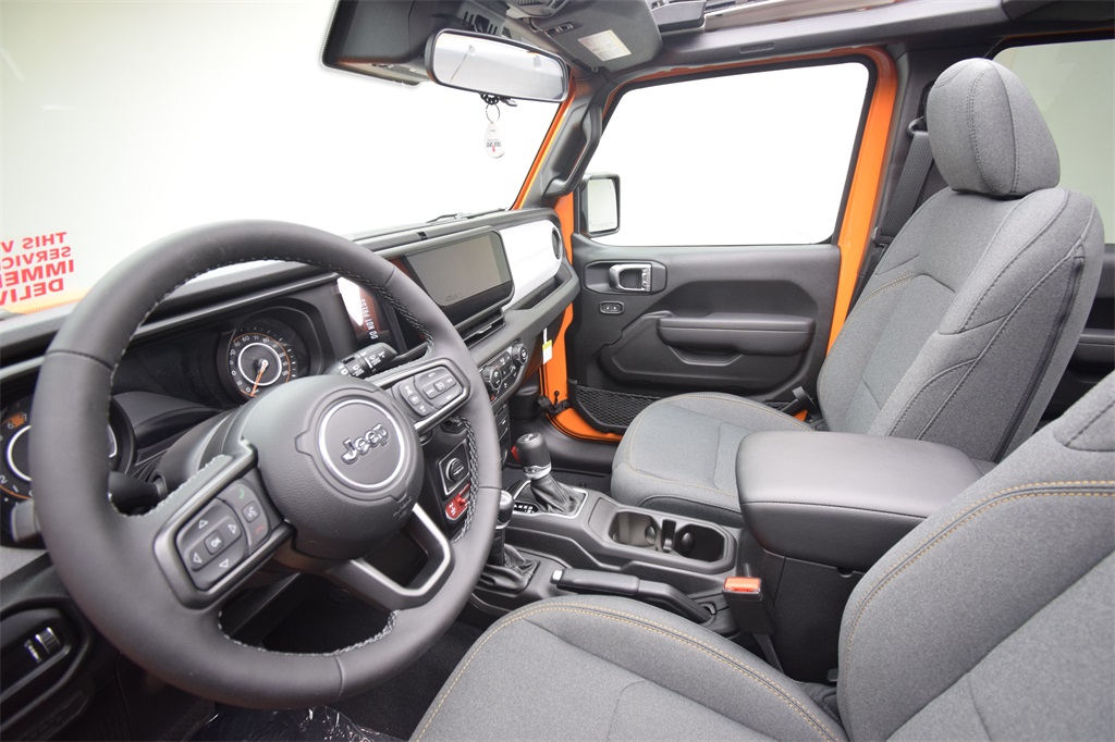 new 2025 Jeep Wrangler car, priced at $52,425