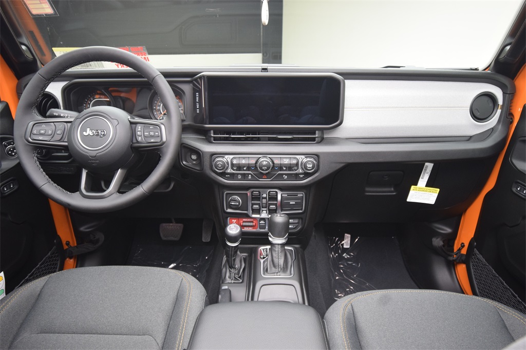 new 2025 Jeep Wrangler car, priced at $52,425
